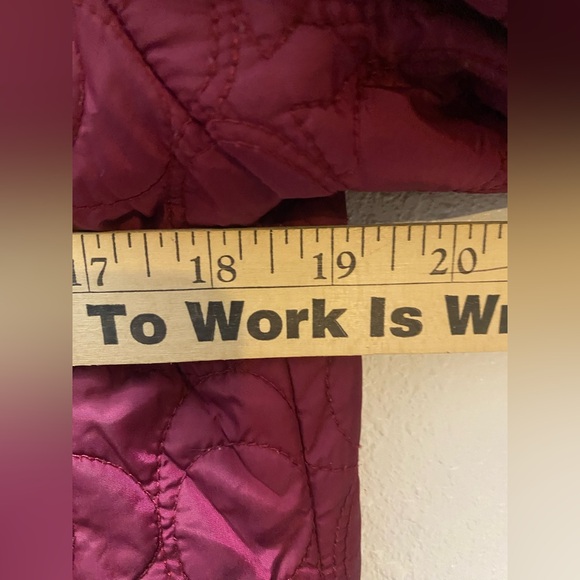 Coach Women's Quitled‎ Barn snap Jacket Maroon Size Small - Picture 5 of 10